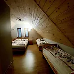 W Beskidach Alpstuga Zarzecze (Silesia)