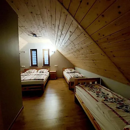 W Beskidach شاليه زارجيتشه