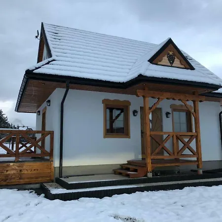 W Beskidach Alpstuga Zarzecze (Silesia)