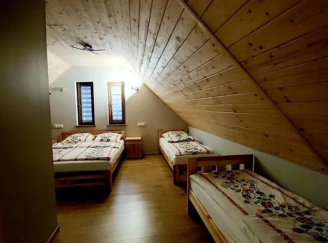 W Beskidach בקתה זאז'צ'ה