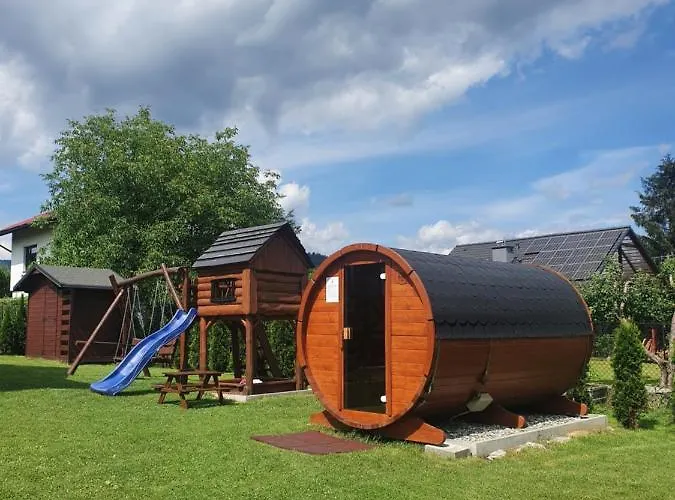 W Beskidach בקתה *