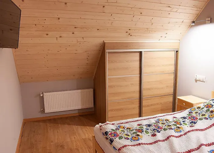 W Beskidach בקתה *